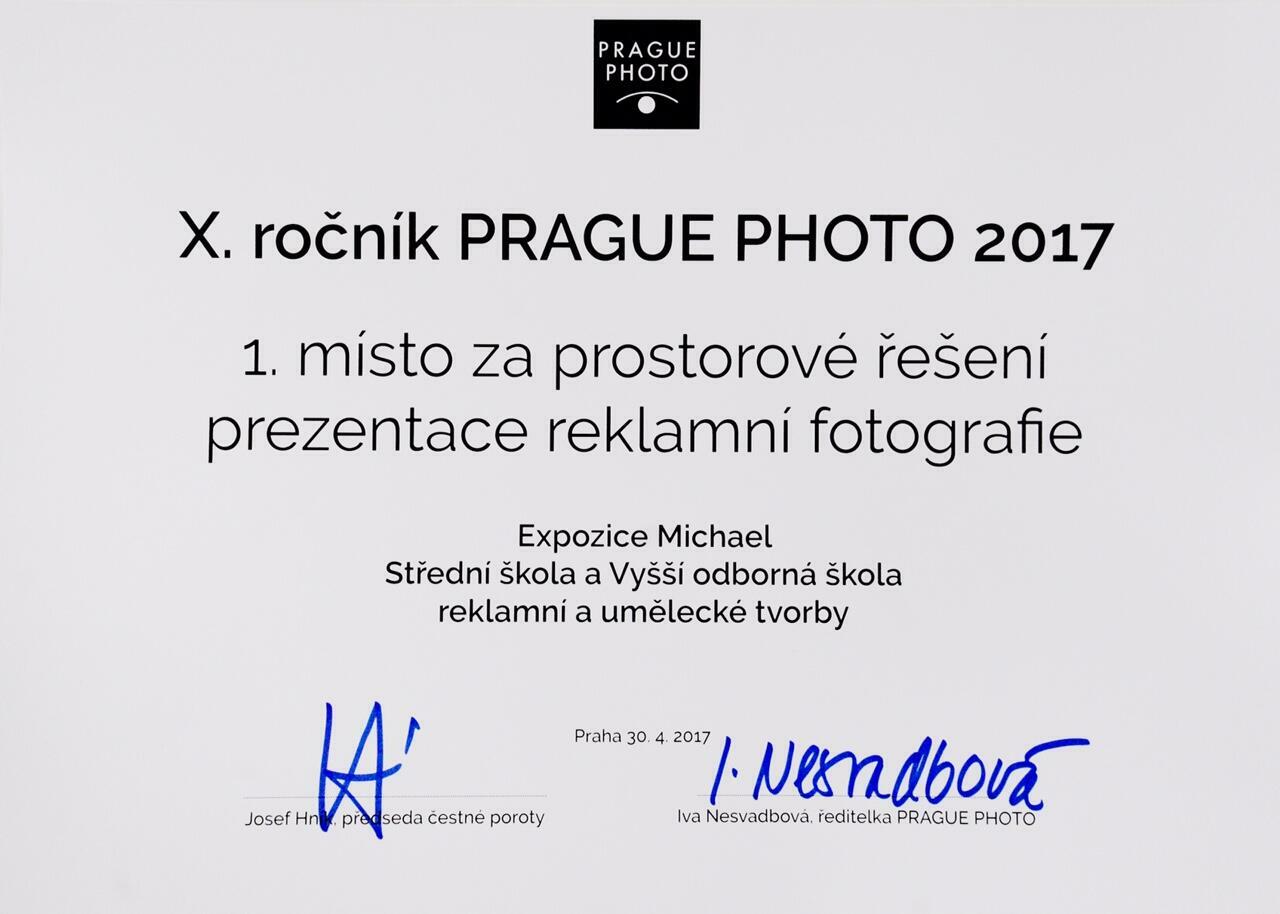 Cena za prostorové řešení instalace Prague Photo