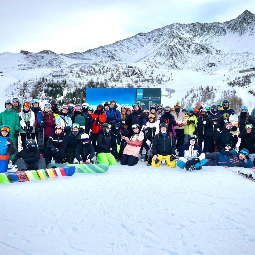 Přihláška na lyžařský kurz do Rakouska 2026